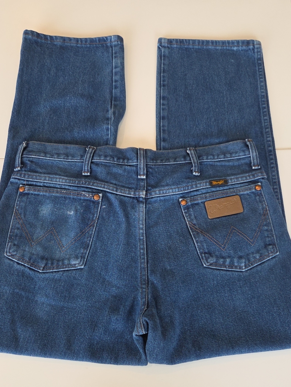 Mens Vintage Wrangler Dark Blue Straight Leg Jeans Denim Western Wear Cowboy Cut